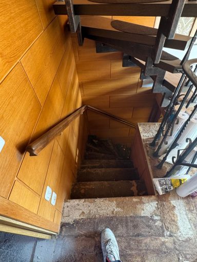 Verlegung Vinyl Treppe